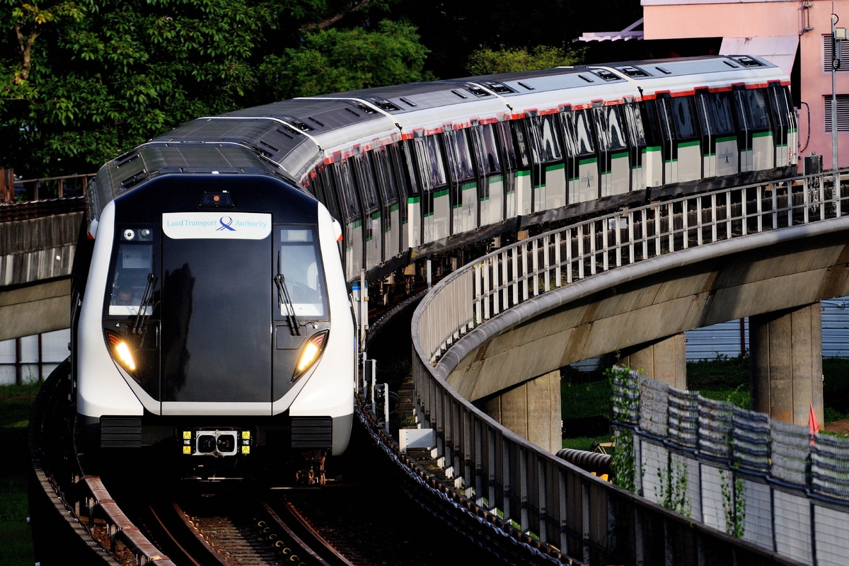 Singapore MRT  R151形 