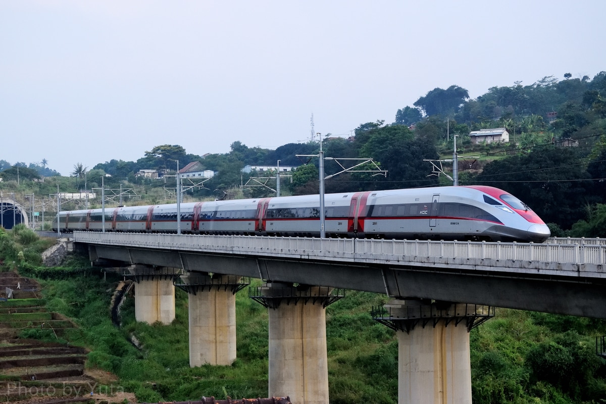 Kereta Cepat Indonesia China  KCIC400AF型 