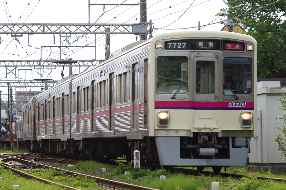 京王電鉄  7000系 7727編成