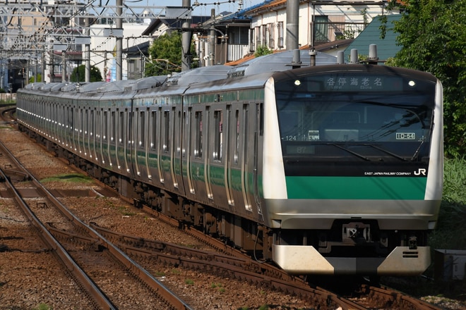 川越車両センターE233系ハエ124編成を鶴ケ峰～二俣川間で撮影した写真