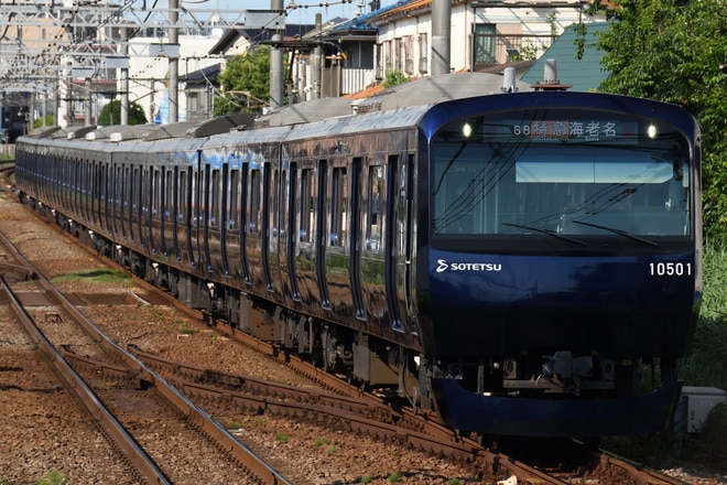 かしわ台車両センター10000系10701×10を鶴ケ峰～二俣川間で撮影した写真