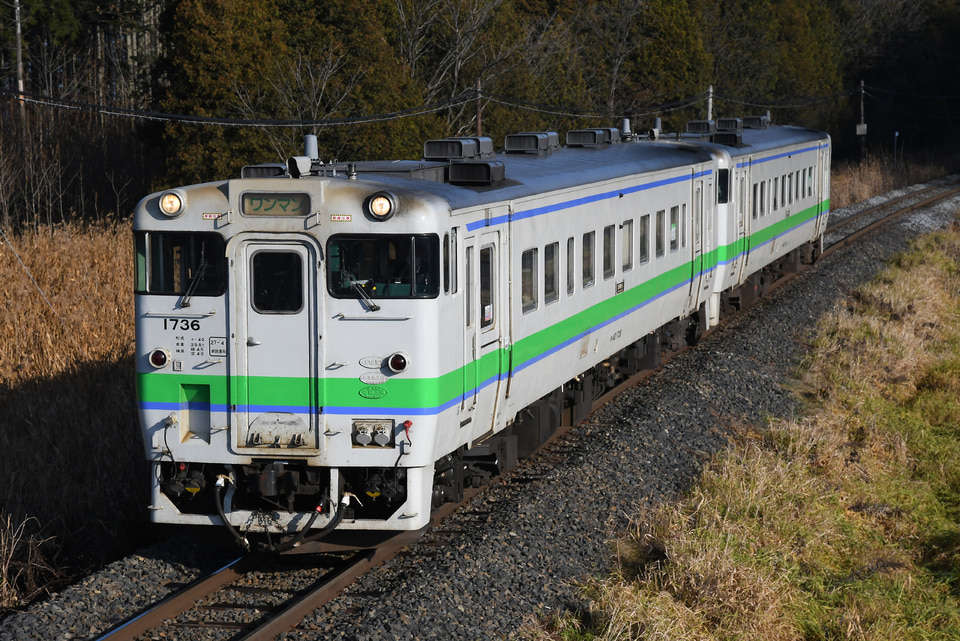 JR北キハ40形キハ40-1736の写真