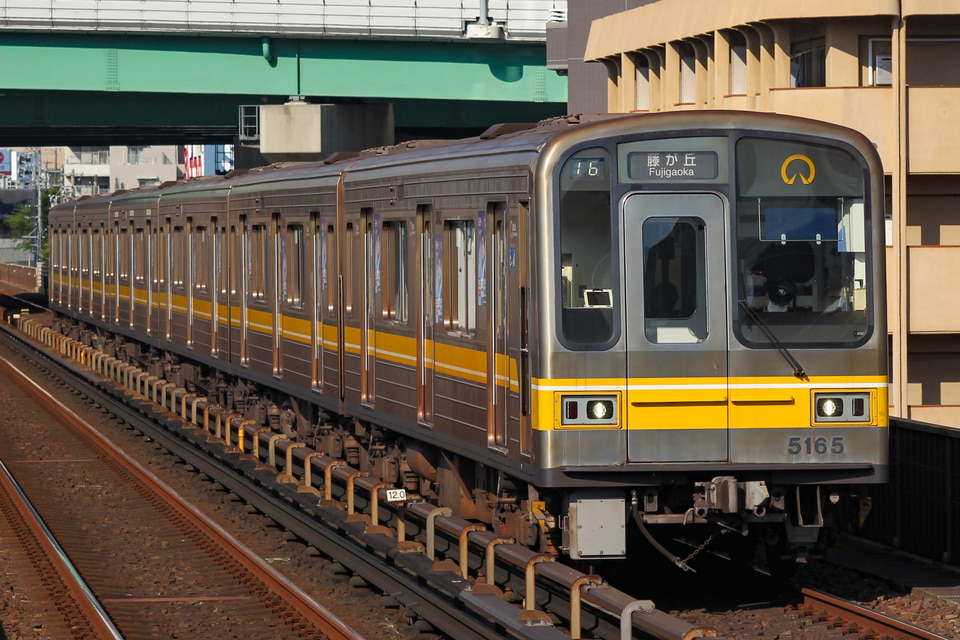 名市交5050形5165H<br class="br-sp" />(5165F)の写真