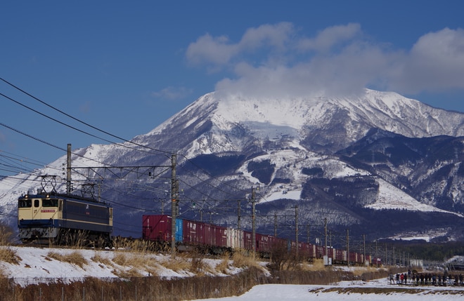 EF65を不明駅で撮影した写真