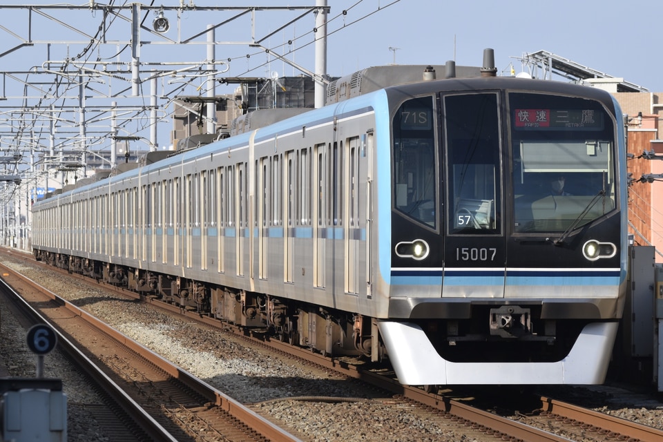 メトロ15000系15107F<br class="br-sp" />(15107編成)の写真