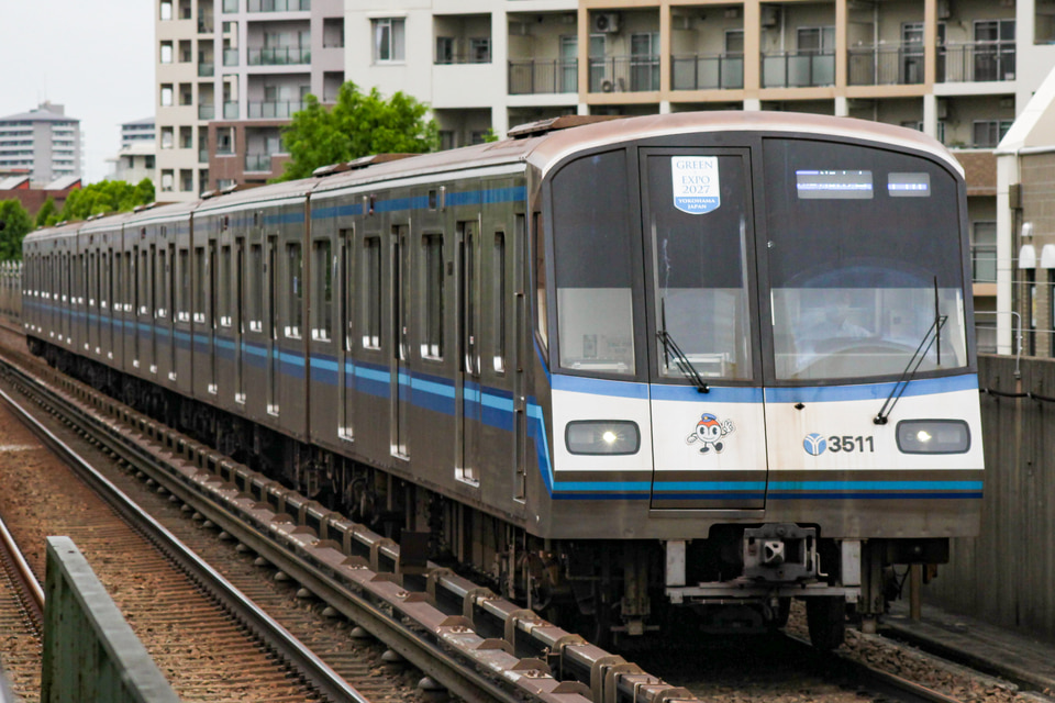横市交3000R形3511F<br class="br-sp" />(3511編成)の写真