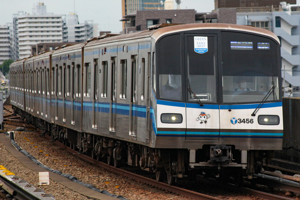 横市交3000R形3451F<br class="br-sp" />(3451編成)の写真