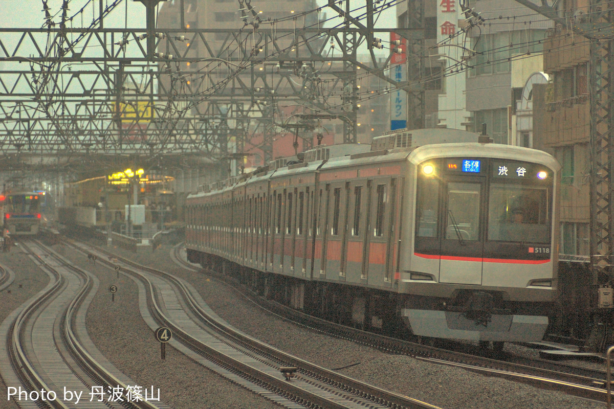 東急電鉄 元住吉検車区 5000系 5118F