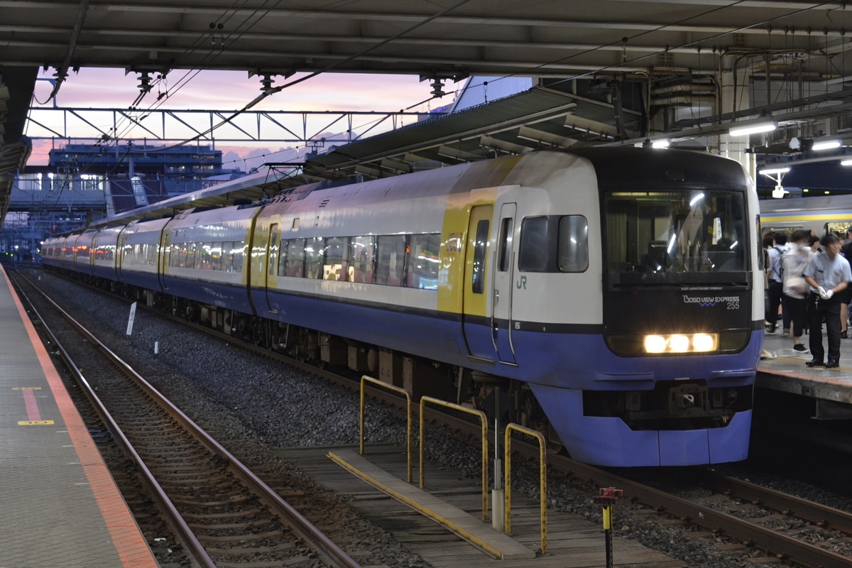 JR東日本 幕張車両センター 255系 マリBe-04編成