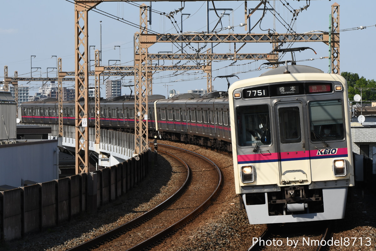 京王電鉄  7000系 7701F