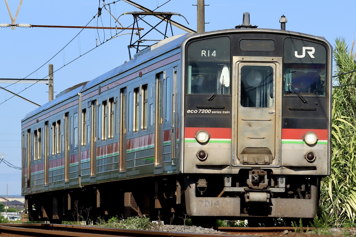 JR四国 高松運転所 7200系 R14編成