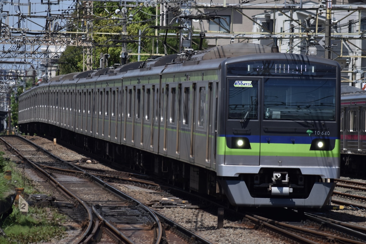 東京都交通局 大島車両検修場 10-300形 10-640F