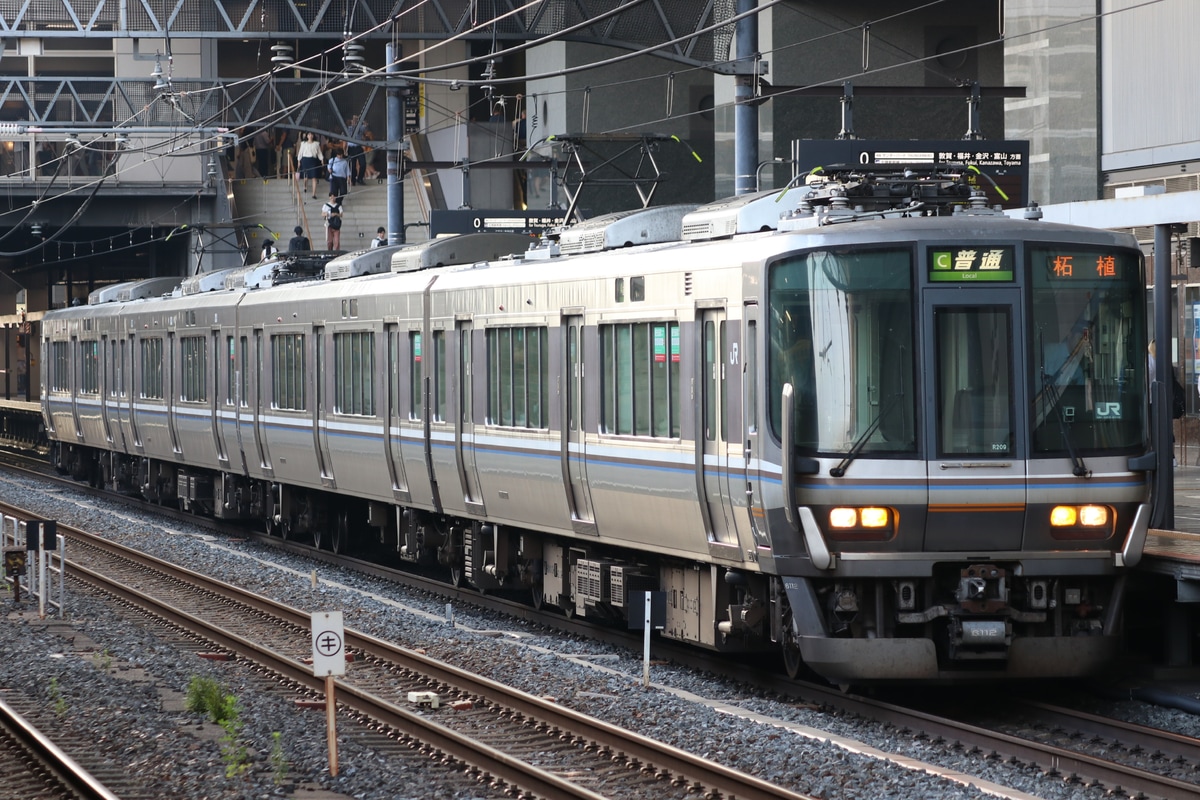 JR西日本 吹田総合車両所京都支所 223系 R209編成