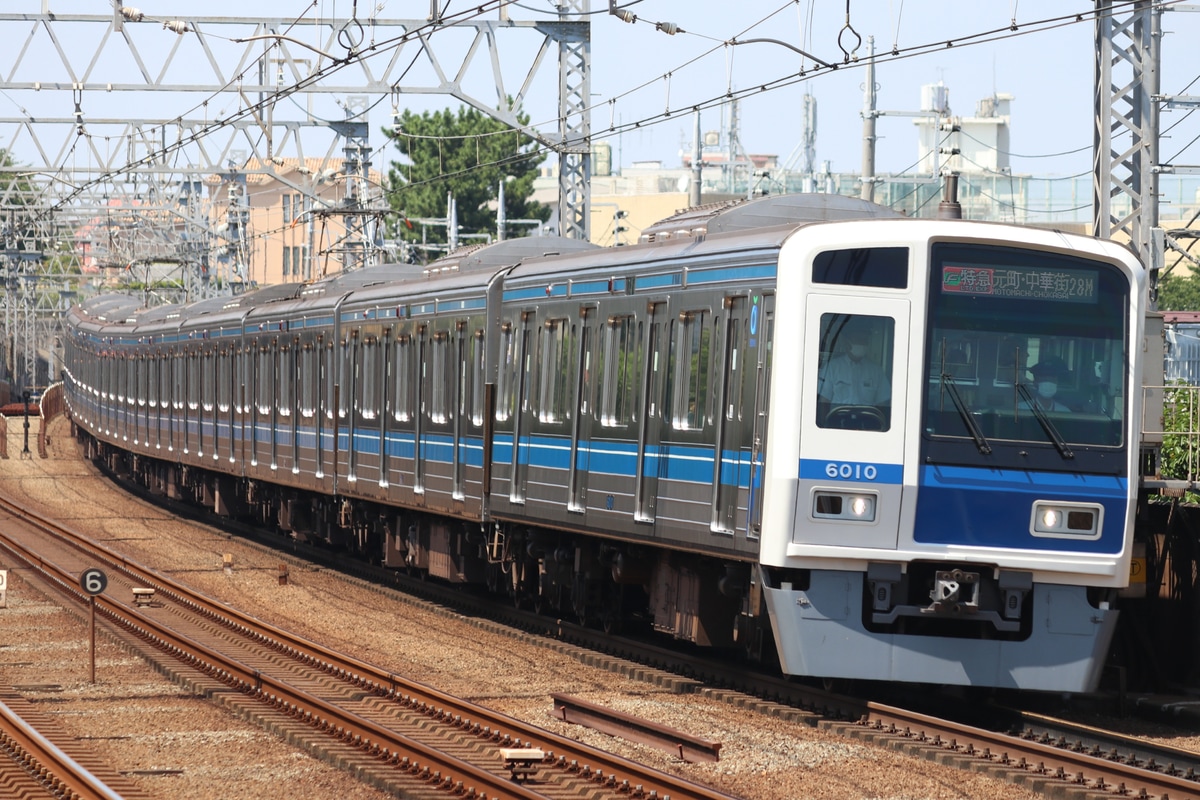 西武鉄道 池袋線車両所小手指車両基地 6000系 6110F