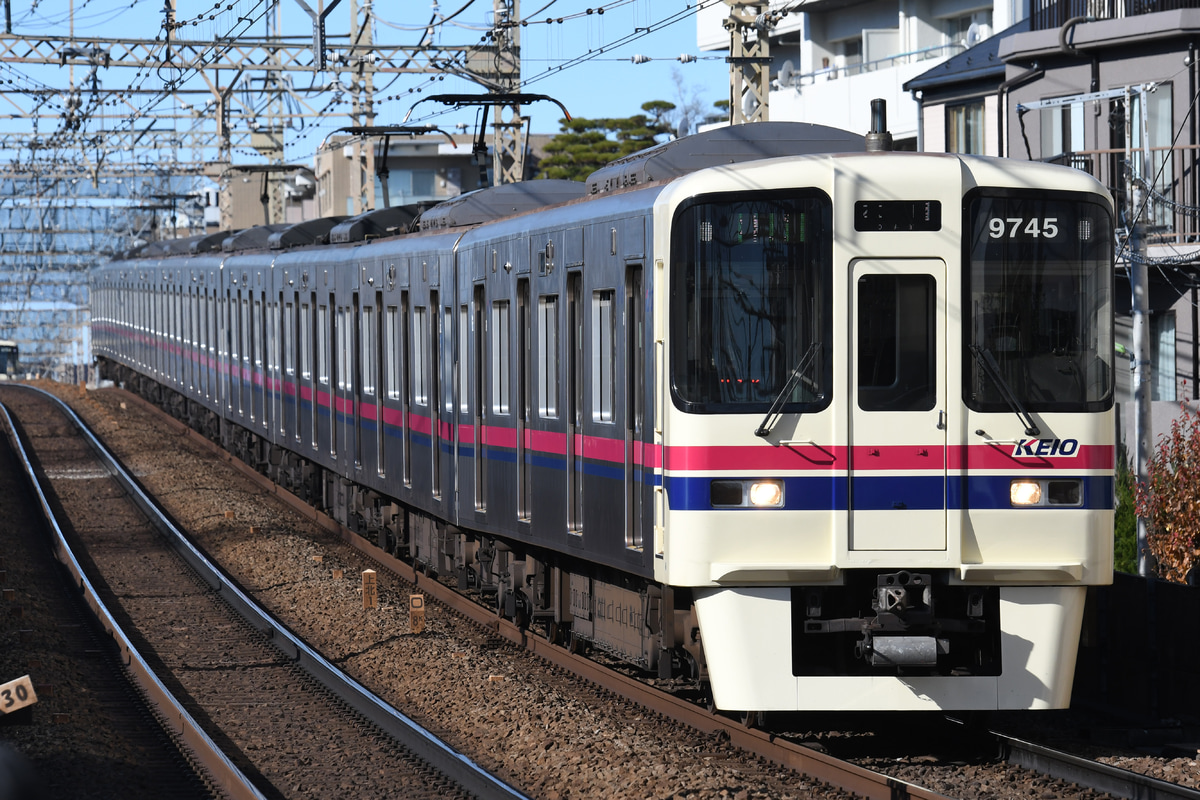 京王電鉄  9000系 9745F