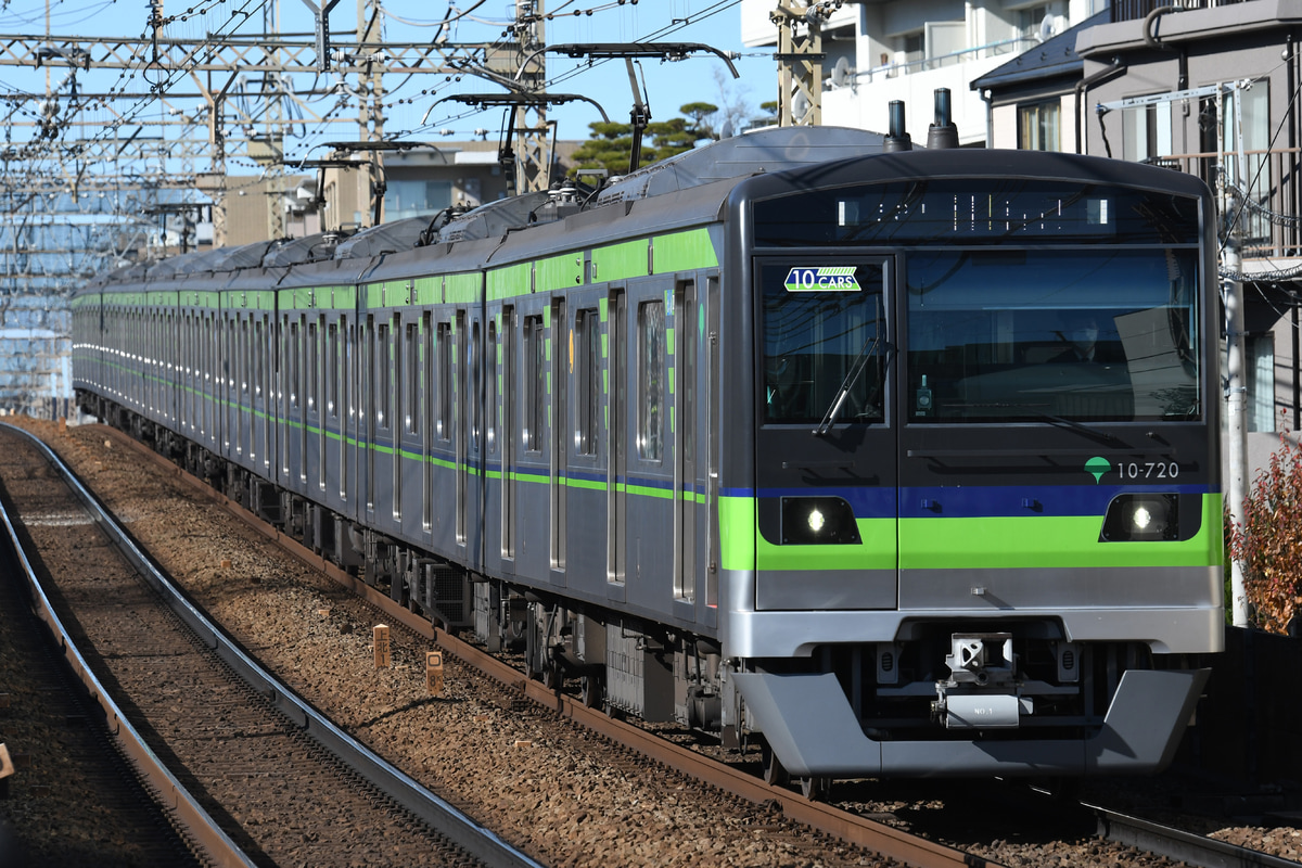 東京都交通局 大島車両検修場 10-300形 10-720F