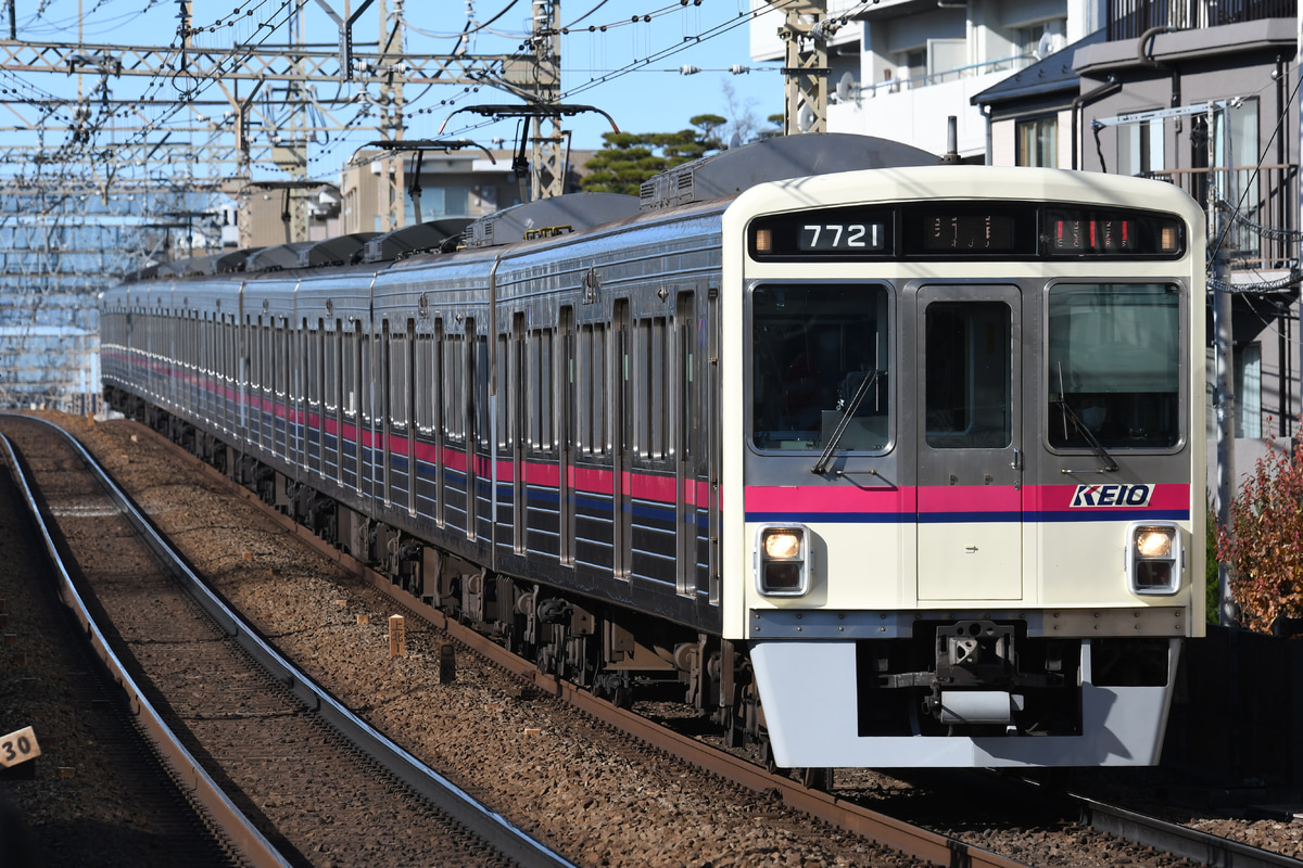 京王電鉄  7000系 7721F