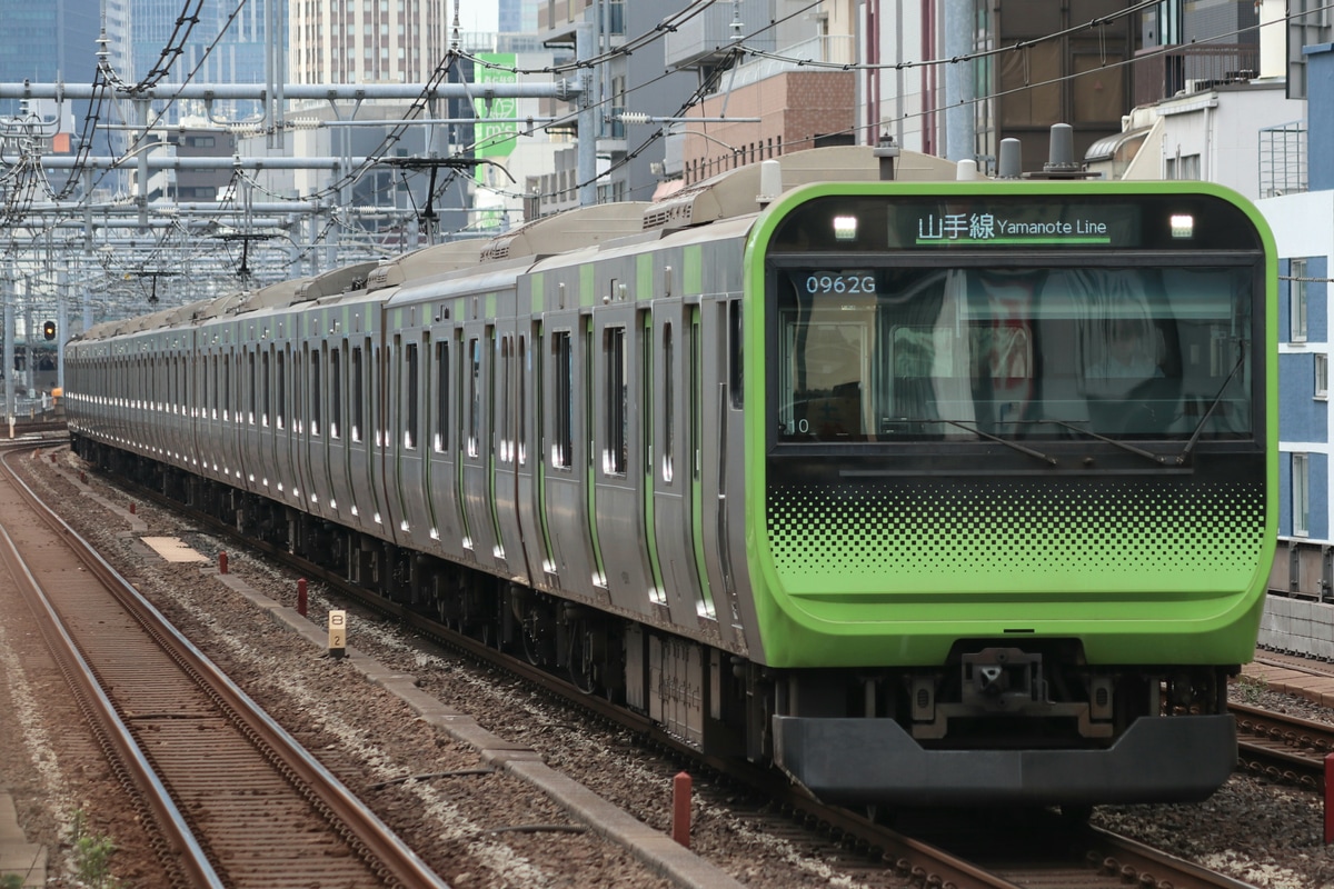 JR東日本 東京総合車両センター E235系 トウ10編成