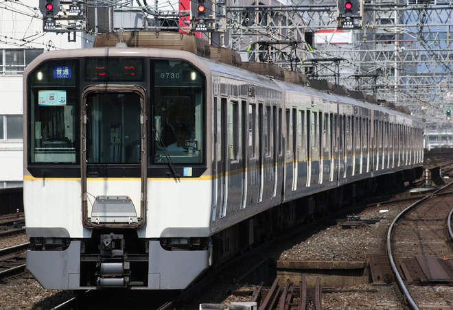 西大寺検車区9820系EH30を鶴橋駅で撮影した写真