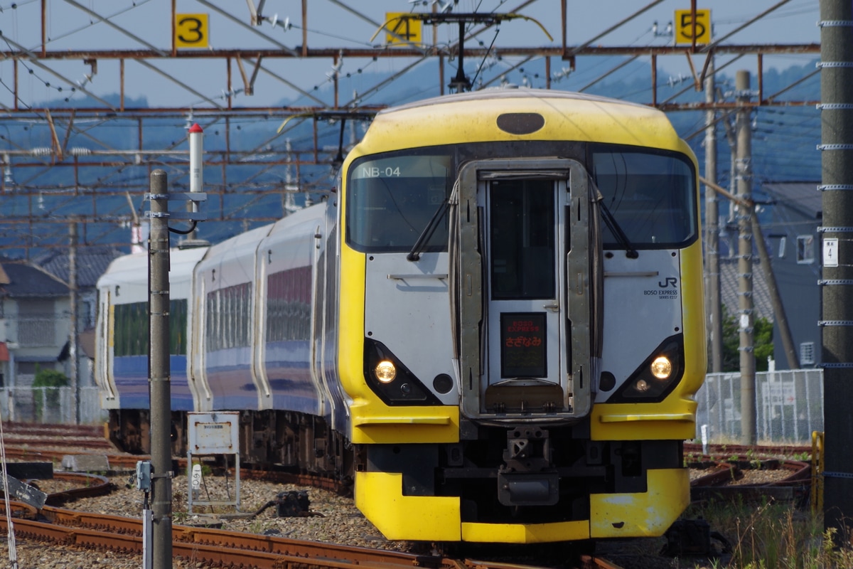 JR東日本 幕張車両センター本区 E257系 マリNB-04編成