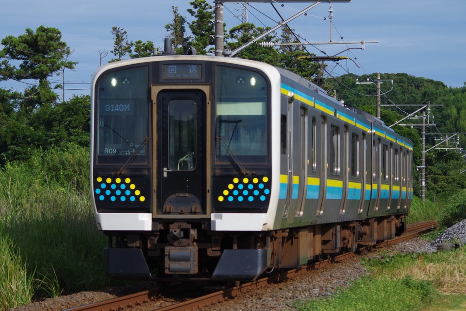 JR東E131系マリR09編成<br class="br-sp" />(R09編成)(マリR09)の写真