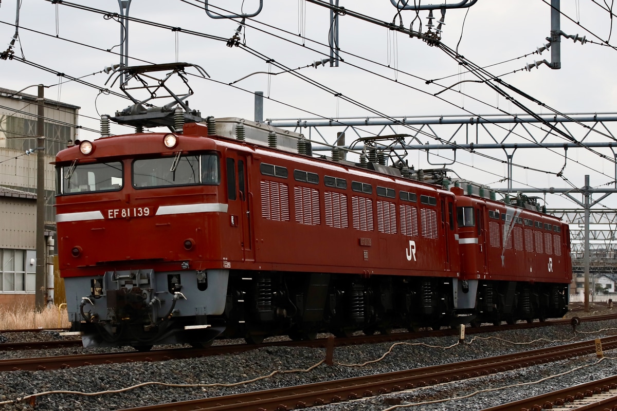 JR東日本 尾久車両センター EF81 139+98