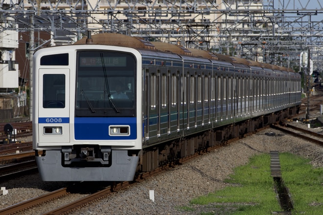 玉川上水車両管理所6000系6108Fを新所沢駅で撮影した写真