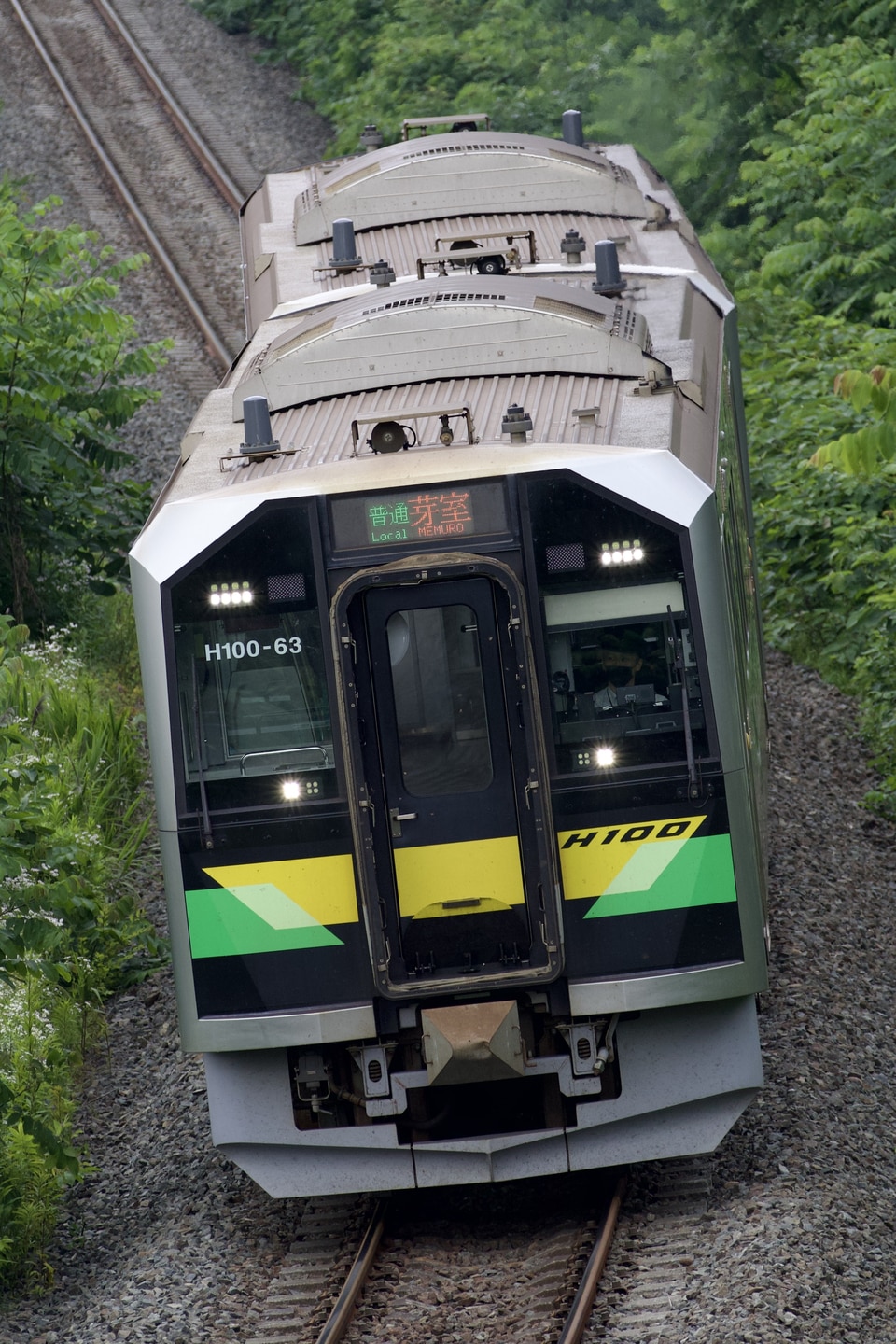 JR北H100形H100-6の写真