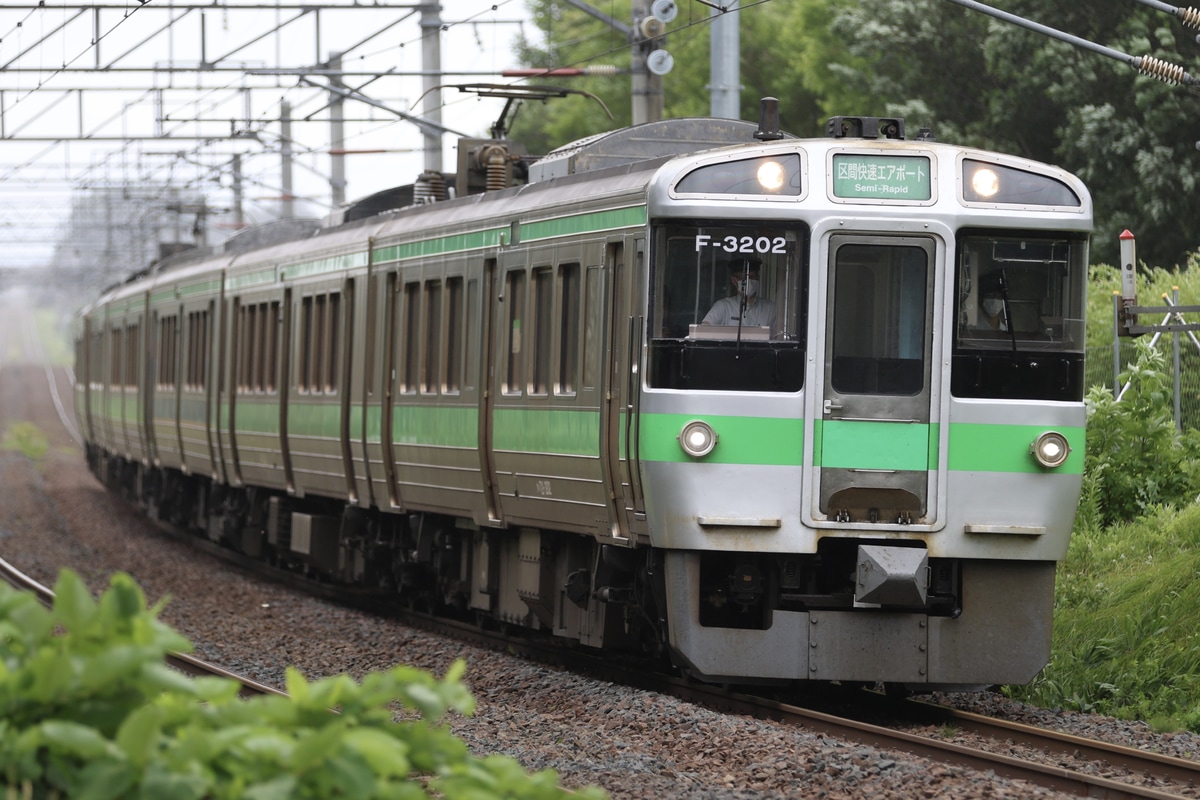 JR北海道 札幌運転所 721系 F-3102編成+F-3202編成