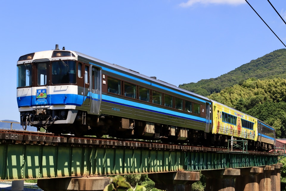 JR四1000形1018の写真