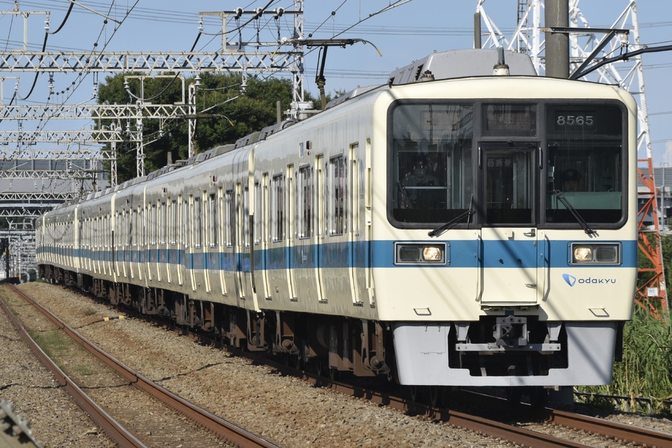 小田急8000形8265×6<br class="br-sp" />(8265F)(8265編成)の写真