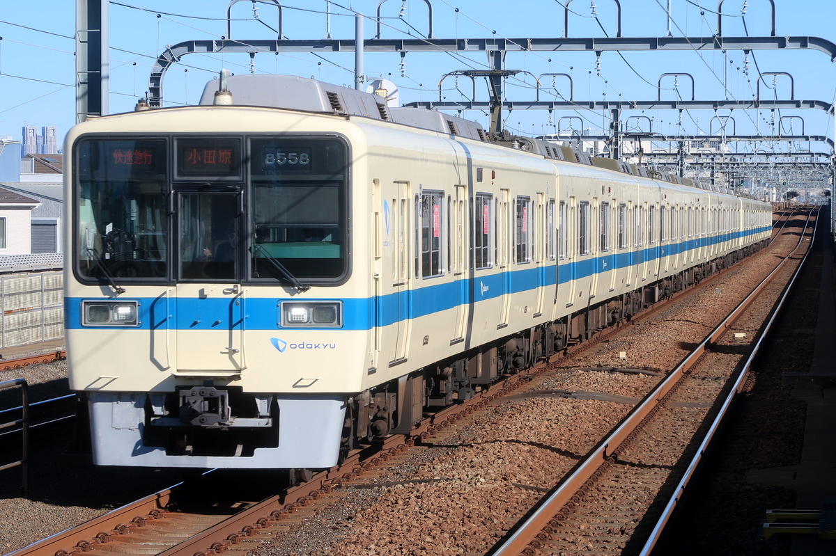 小田急電鉄  8000形 8258F