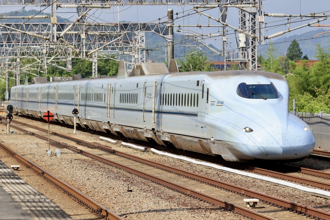 熊本総合車両所N700系R5編成を東広島駅で撮影した写真