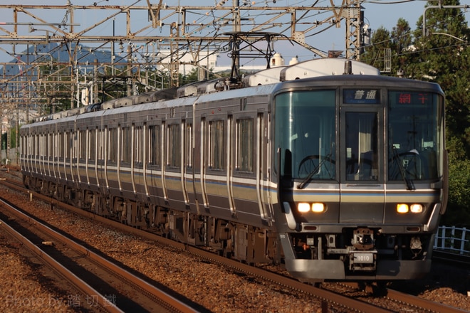 網干総合車両所本所223系W6編成を瀬田駅で撮影した写真