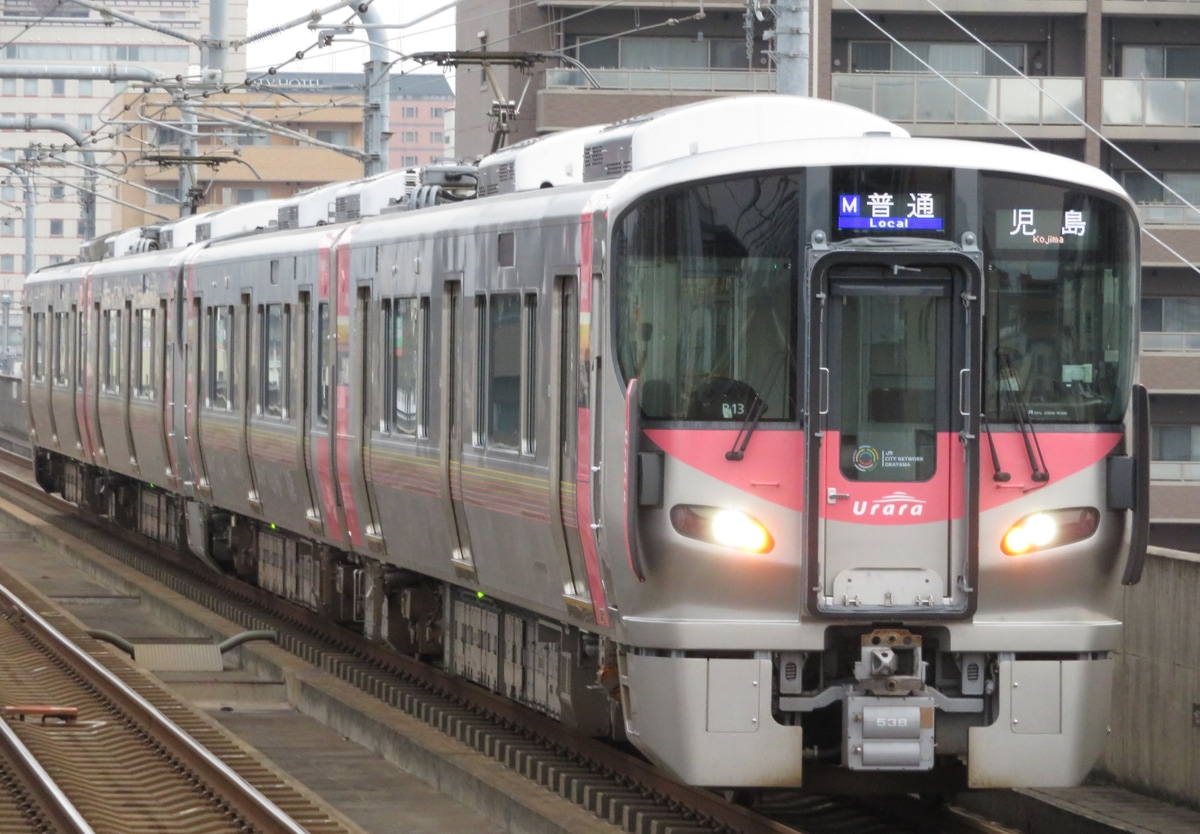 JR西日本 岡山電車区 227系 オカR13編成