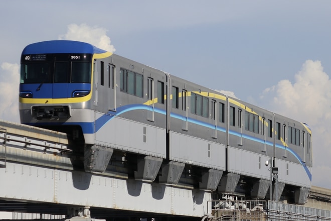 万博車両基地3000系3151Fを蛍池～大阪空港間で撮影した写真