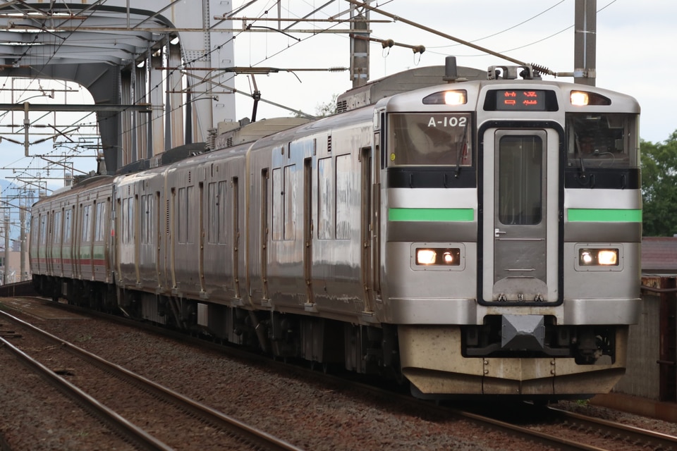 JR北735系A102編成の写真
