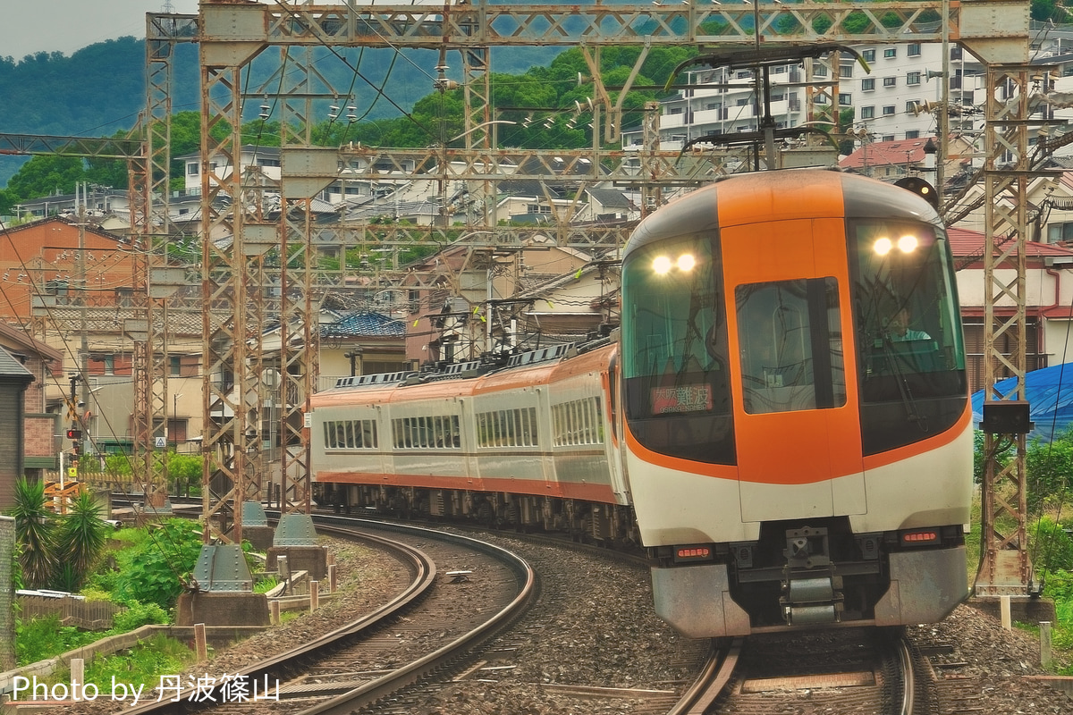 近畿日本鉄道 西大寺検車区 22600系 22658F、12402F