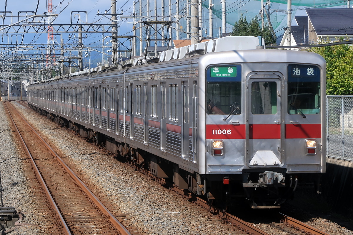 東武鉄道  10000系 11006F