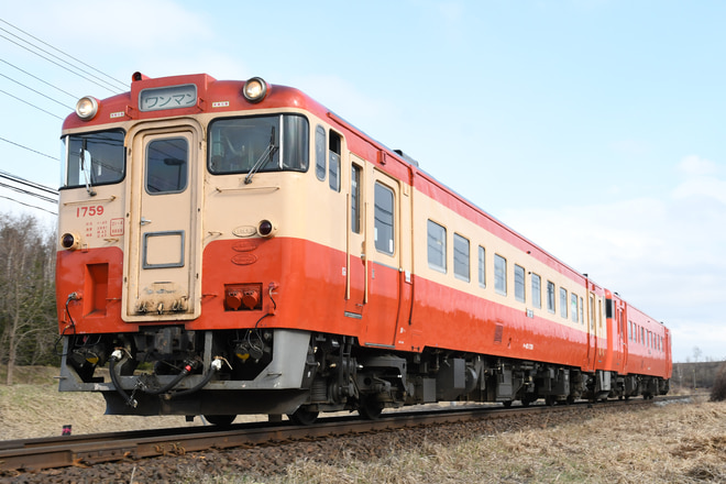 旭川運転所キハ40系キハ40-1759を美幌～緋牛内間で撮影した写真