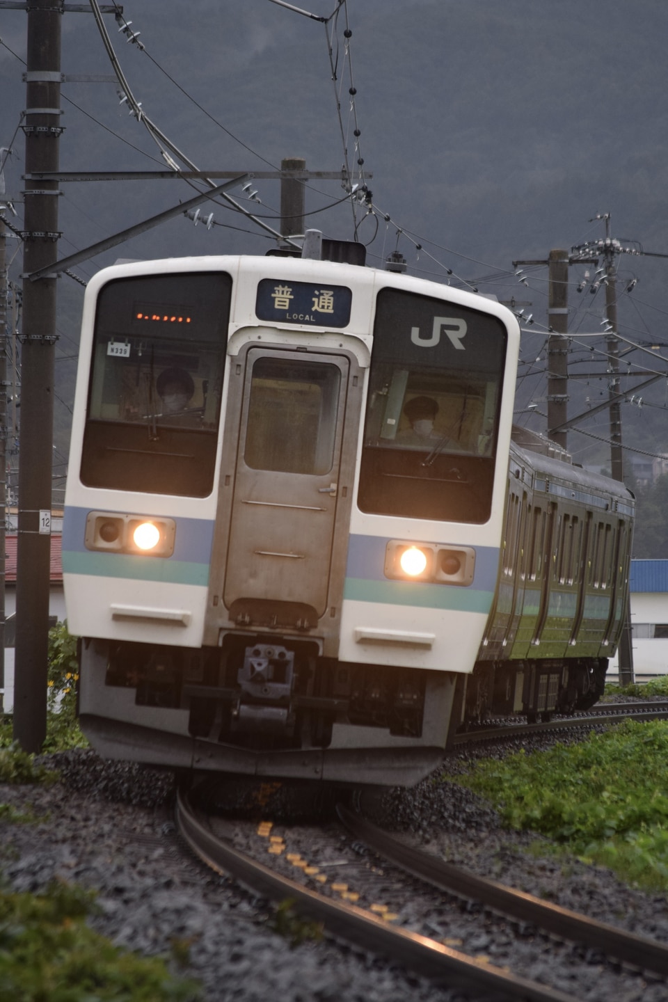 JR東211系ナノN339編成<br class="br-sp" />(ナノN339)の写真