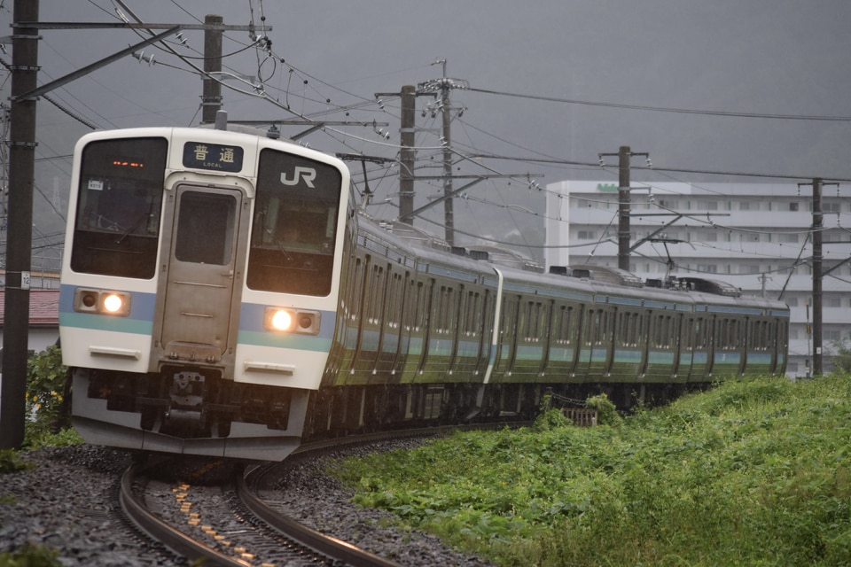 JR東211系ナノN315編成<br class="br-sp" />(ナノN315)の写真