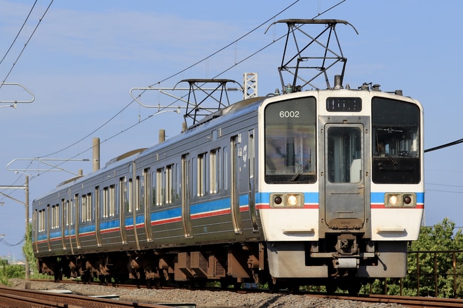 高松運転所6000系6002を多度津～讃岐塩屋間で撮影した写真