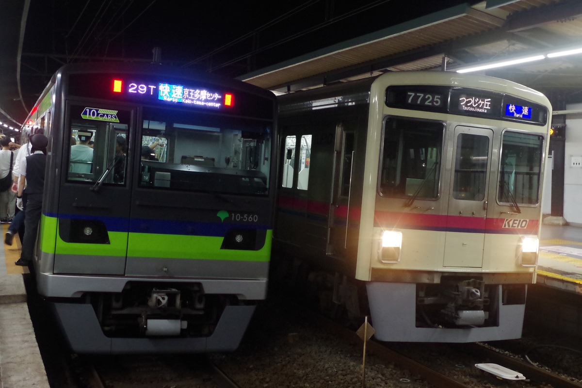 京王電鉄  7000系 7725編成