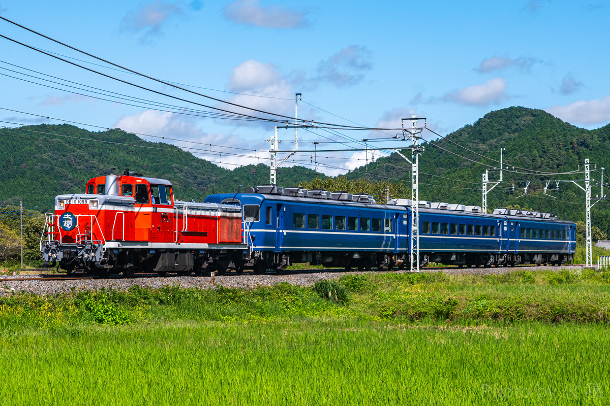 東武鉄道 下今市機関区 DE10 1099