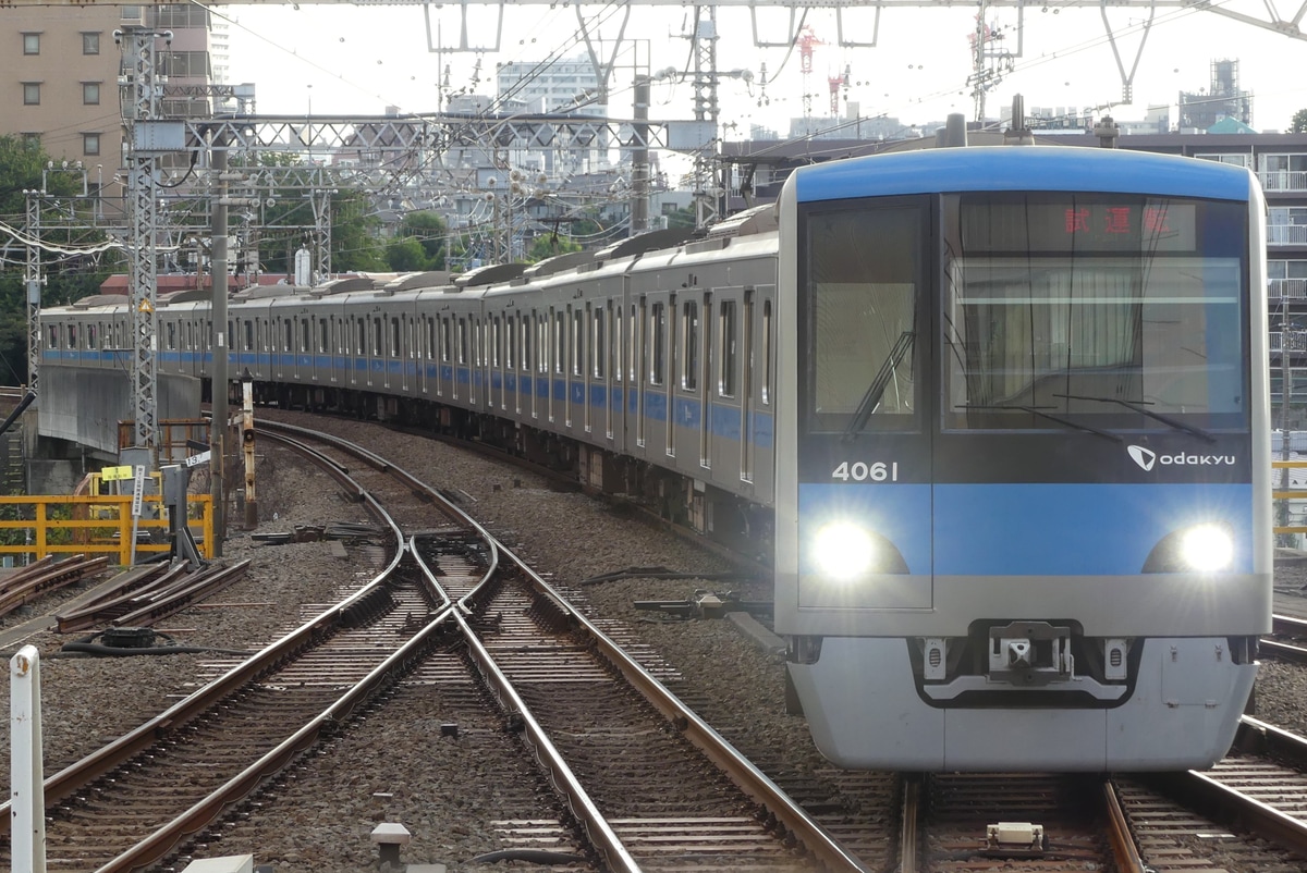 小田急電鉄 喜多見検車区 4000形 4061F