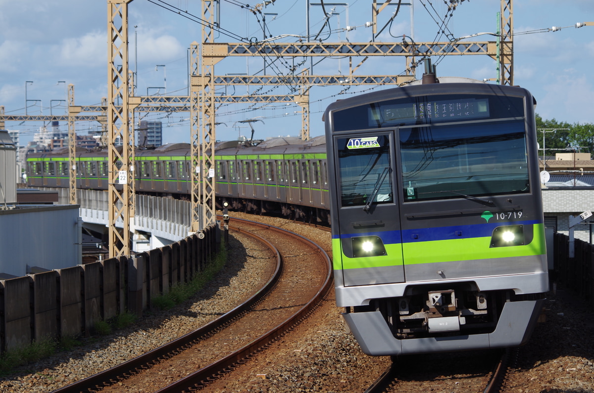 東京都交通局 大島車両検修場 10-300形 10-710編成