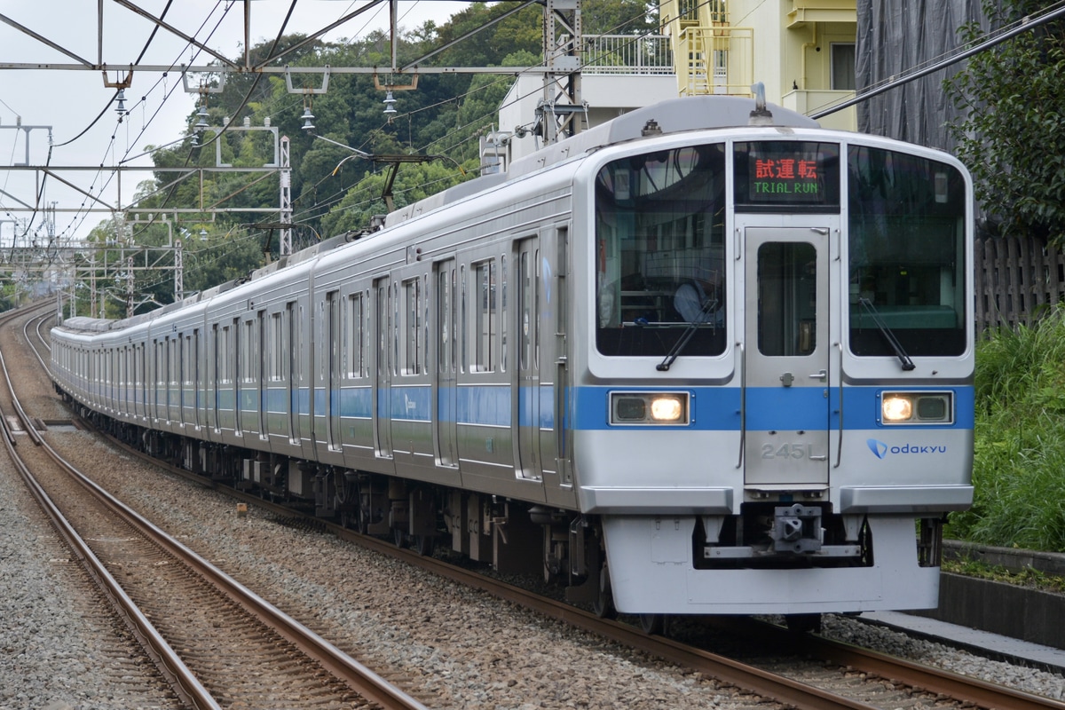 小田急電鉄 海老名検車区 2000形 2051F