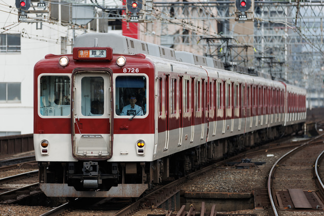 8000系L86を鶴橋駅で撮影した写真