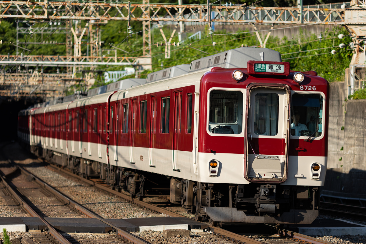 近畿日本鉄道  8000系 L86